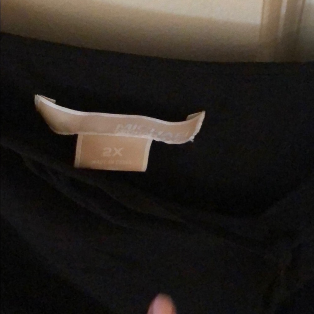 Michael Michael Kors Top 2x Euc Beautiful design - Picture 6 of 17